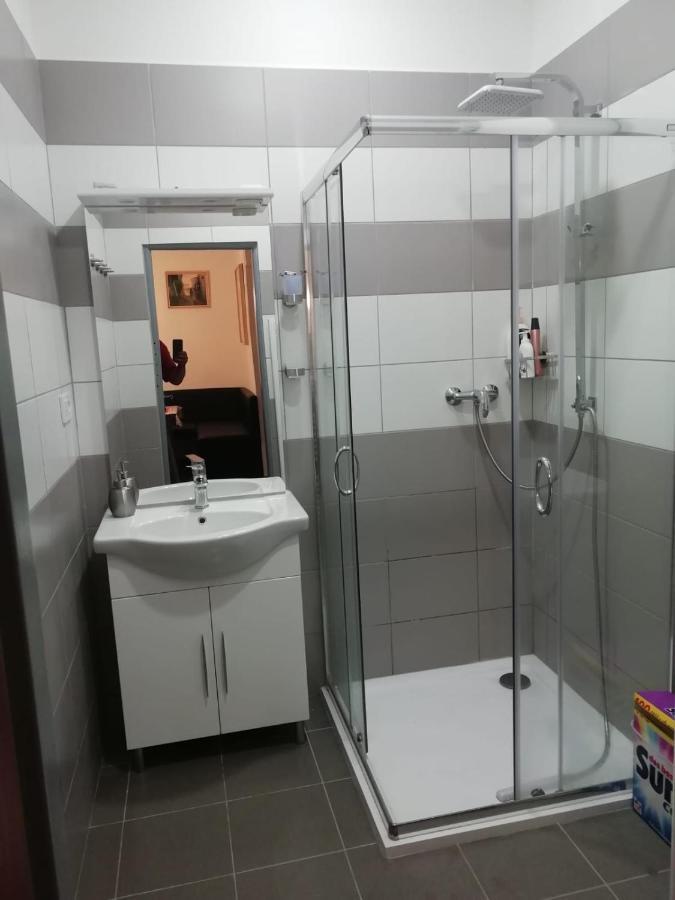 Apartman 825 ياخيموف المظهر الخارجي الصورة